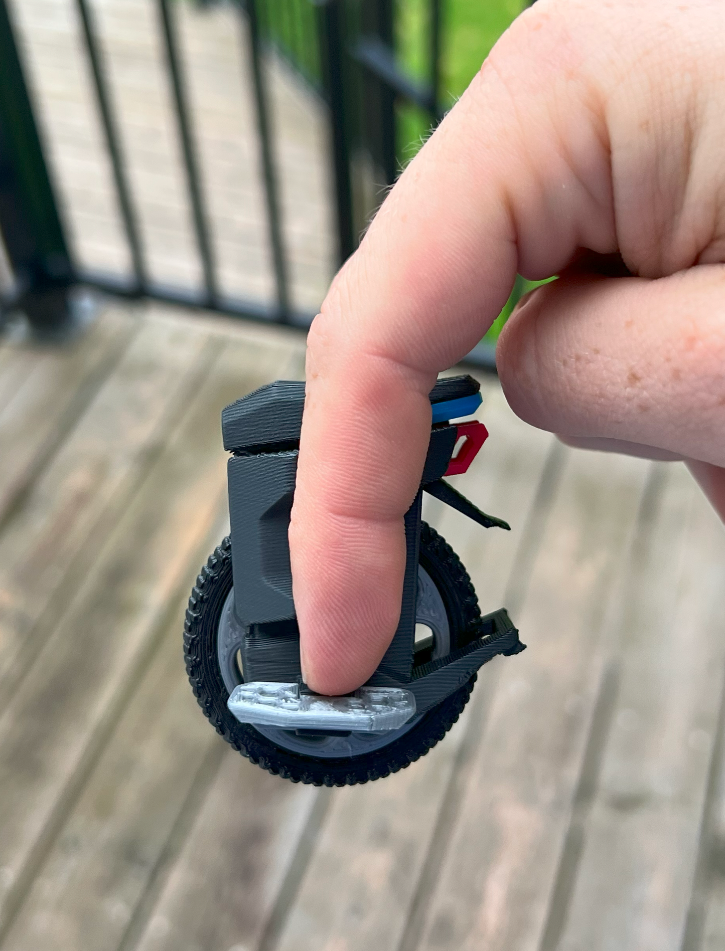 Mini BEGODE MASTER MOLICEL v4 - EUC Figure / Finger Toy