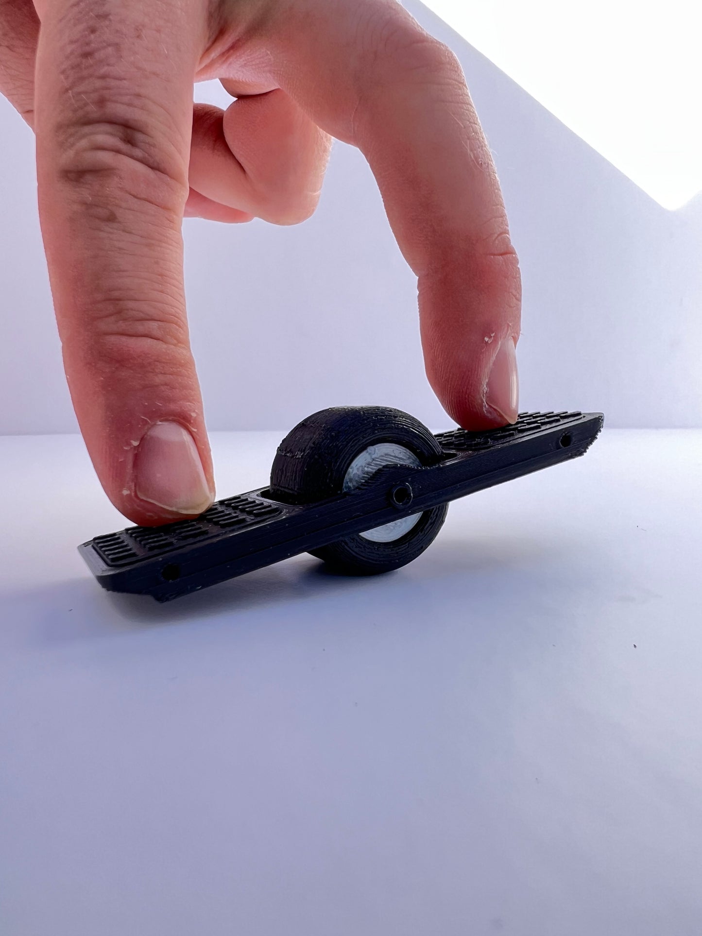 Mini OneWheel Figure / Finger Toy